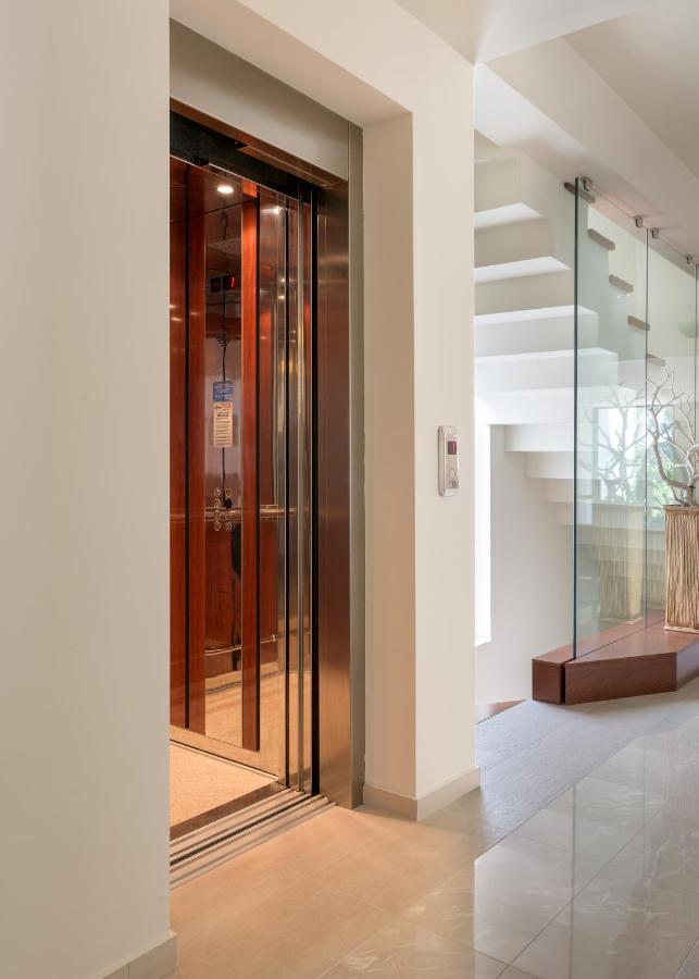 Ixian Hilltop Villa イアリソス エクステリア 写真
